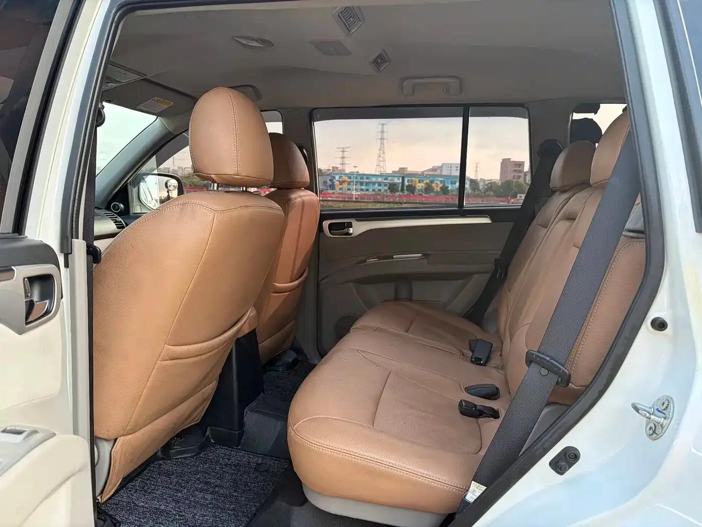 2013 Pajero Sport 3.0L Automatic 4WD Executive Edition — миниатюра 6