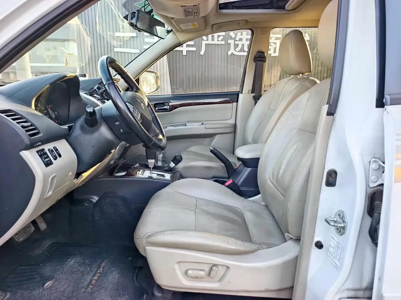 2013 Pajero Sport 3.0L Automatic 4WD Flagship Edition — миниатюра 6