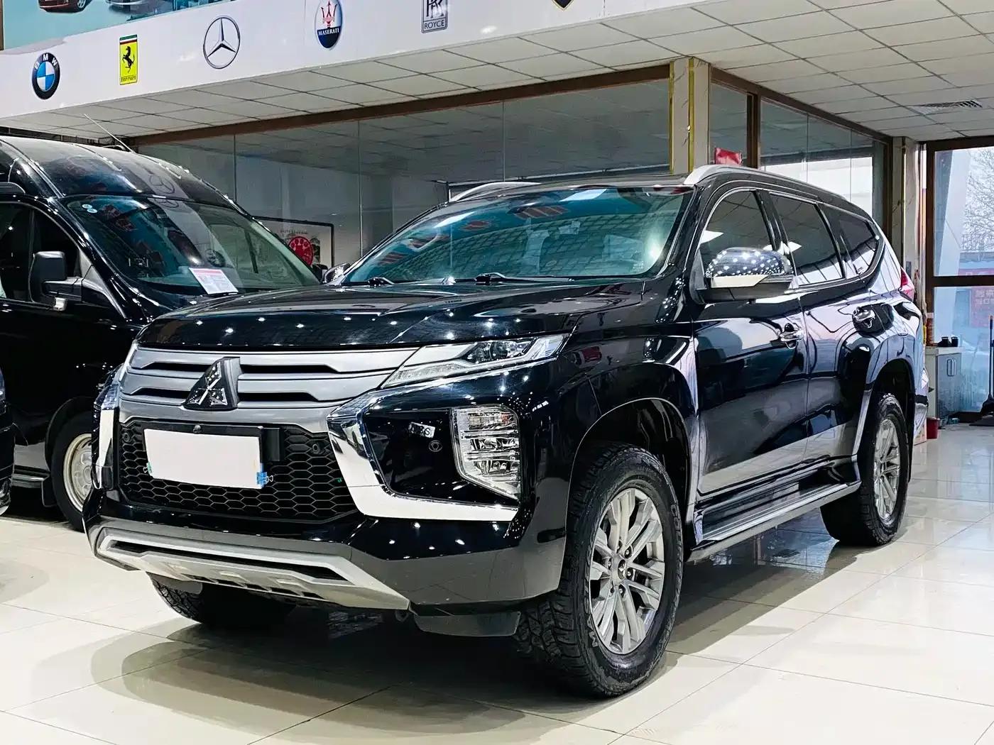 2020 Pajero Sport (Imported) 3.0L Luxury Edition — миниатюра 1
