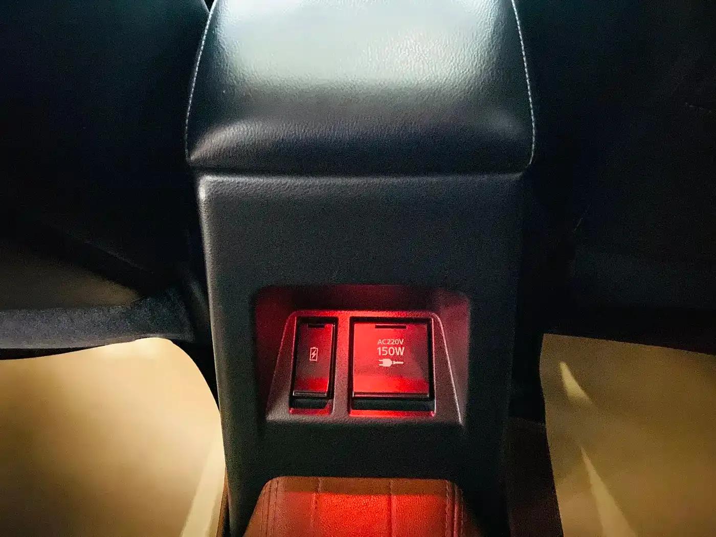 2020 Pajero Sport (Imported) 3.0L Luxury Edition — миниатюра 13