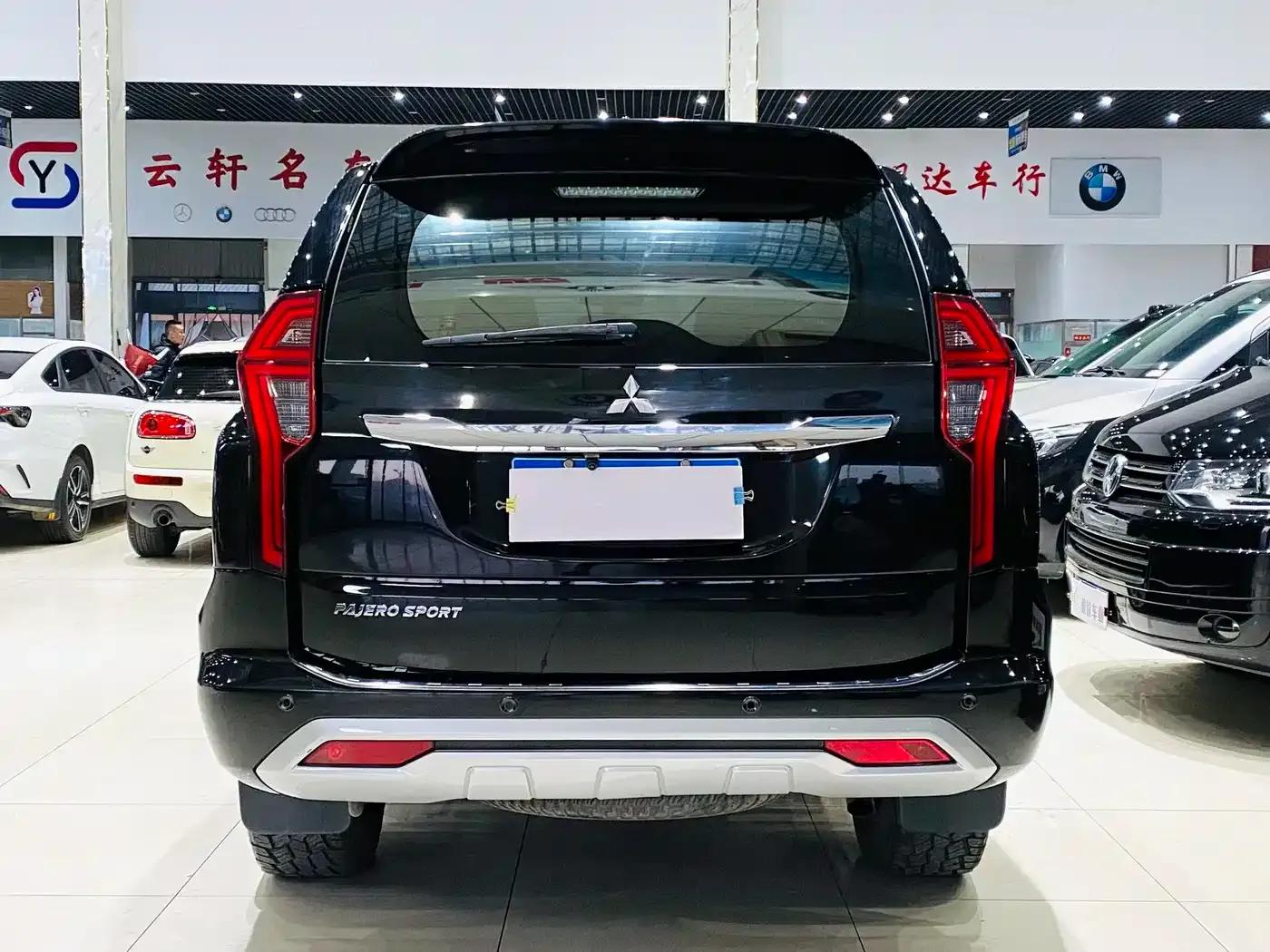 2020 Pajero Sport (Imported) 3.0L Luxury Edition — миниатюра 16