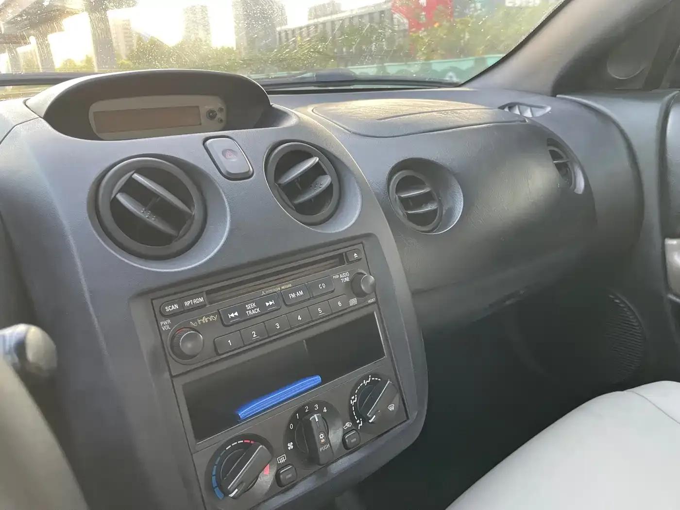 2003 Ecolis 3.0L Automatic — миниатюра 7