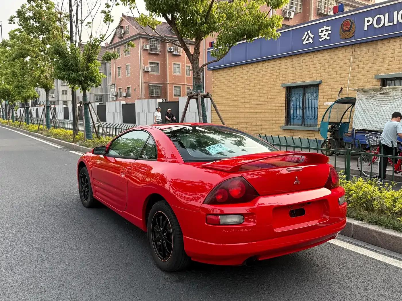 2001 Ecolis 2.4L Automatic — миниатюра 9