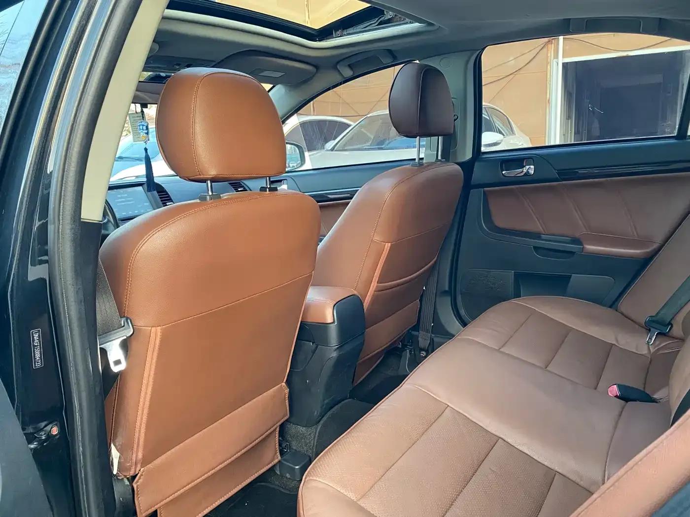 Fengdis 2013 1.8L Automatic Deluxe Model (National IV Emission Standard) — миниатюра 11
