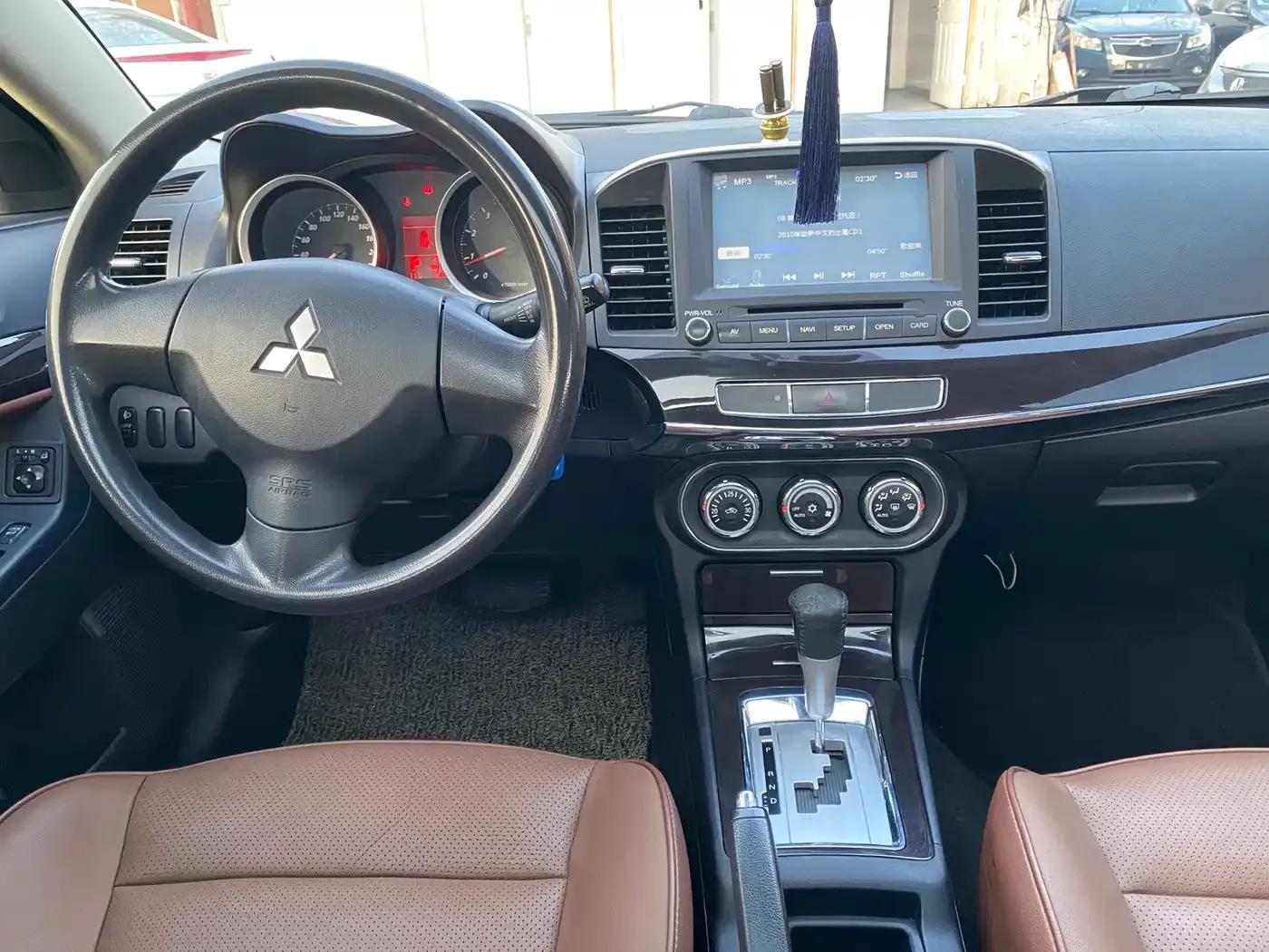 Fengdis 2013 1.8L Automatic Deluxe Model (National IV Emission Standard) — миниатюра 6