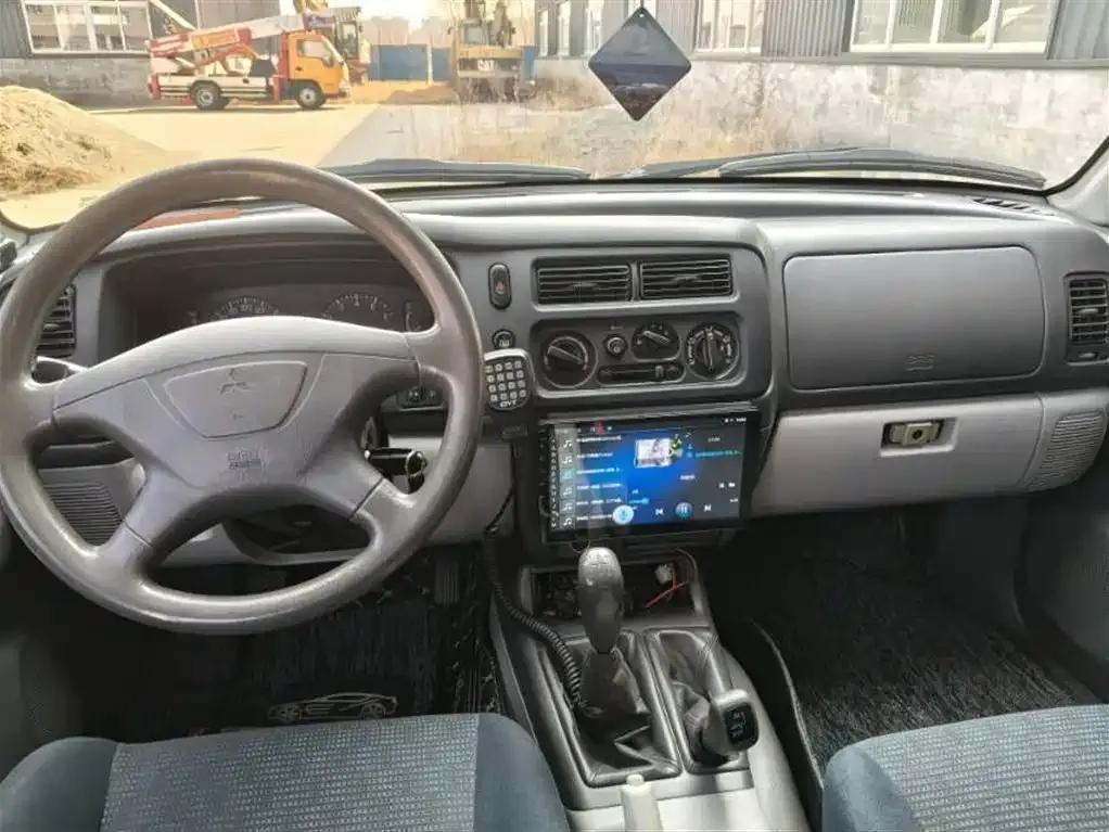 2004 Pajero Sport 3.0L Manual 4WD GLS — миниатюра 4