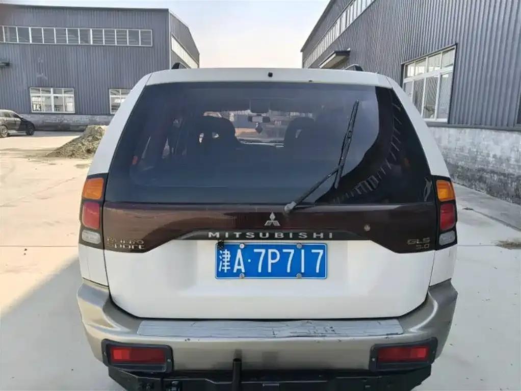 2004 Pajero Sport 3.0L Manual 4WD GLS — миниатюра 6