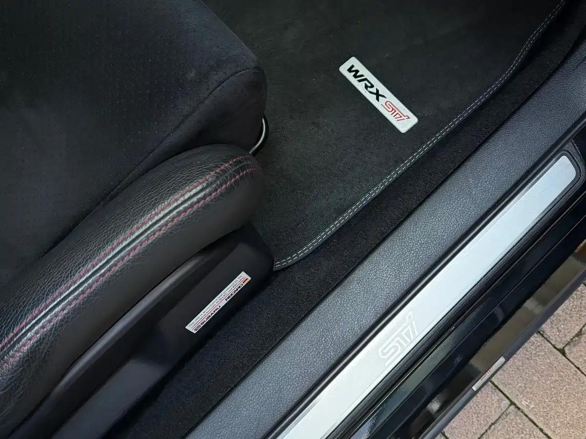 Impreza 2011 2.5T WRX STi Sedan — миниатюра 11