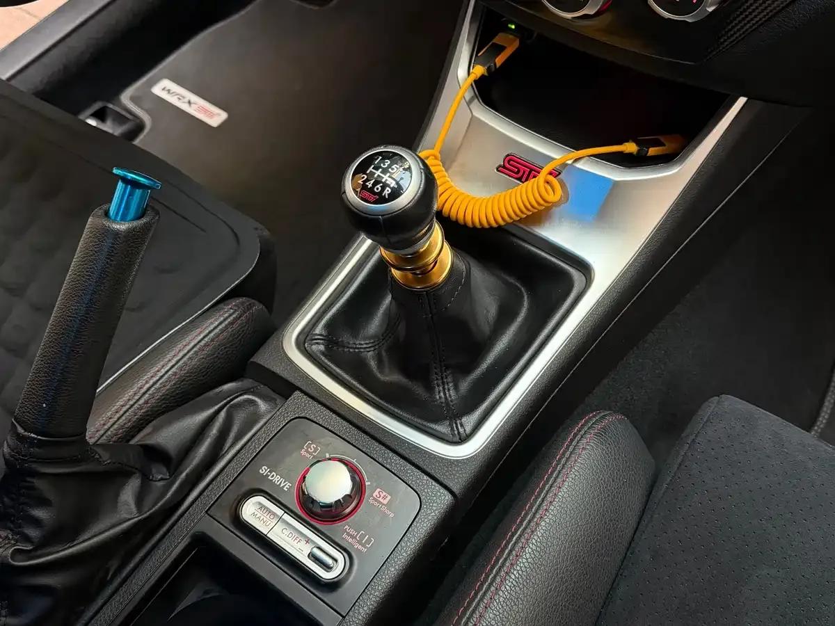 Impreza 2011 2.5T WRX STi Sedan — миниатюра 12
