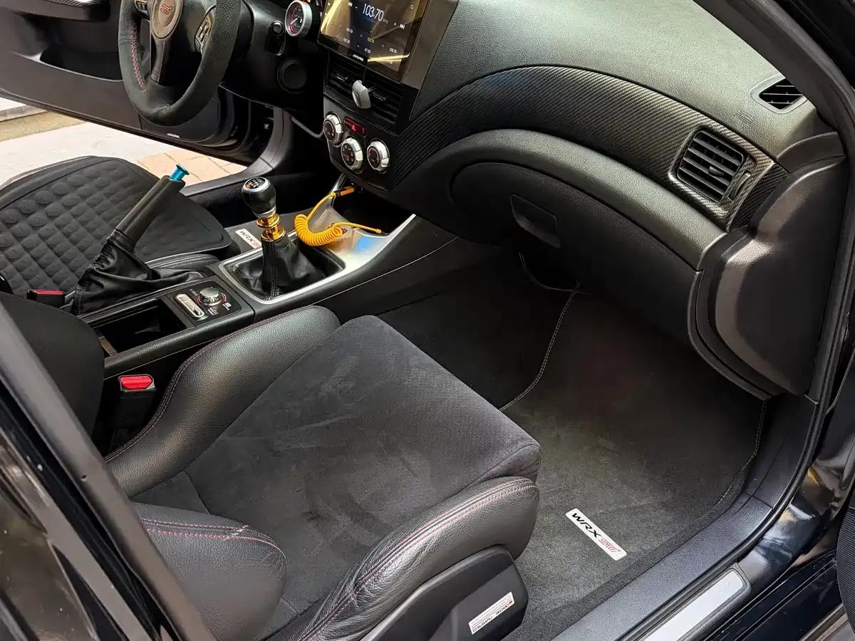 Impreza 2011 2.5T WRX STi Sedan — миниатюра 10