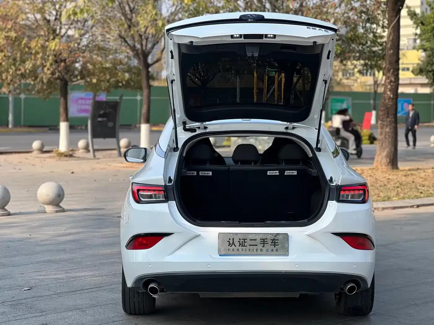 Sihao A5 2021 1.5T CVT Premium Intelligent Connected Edition — миниатюра 7
