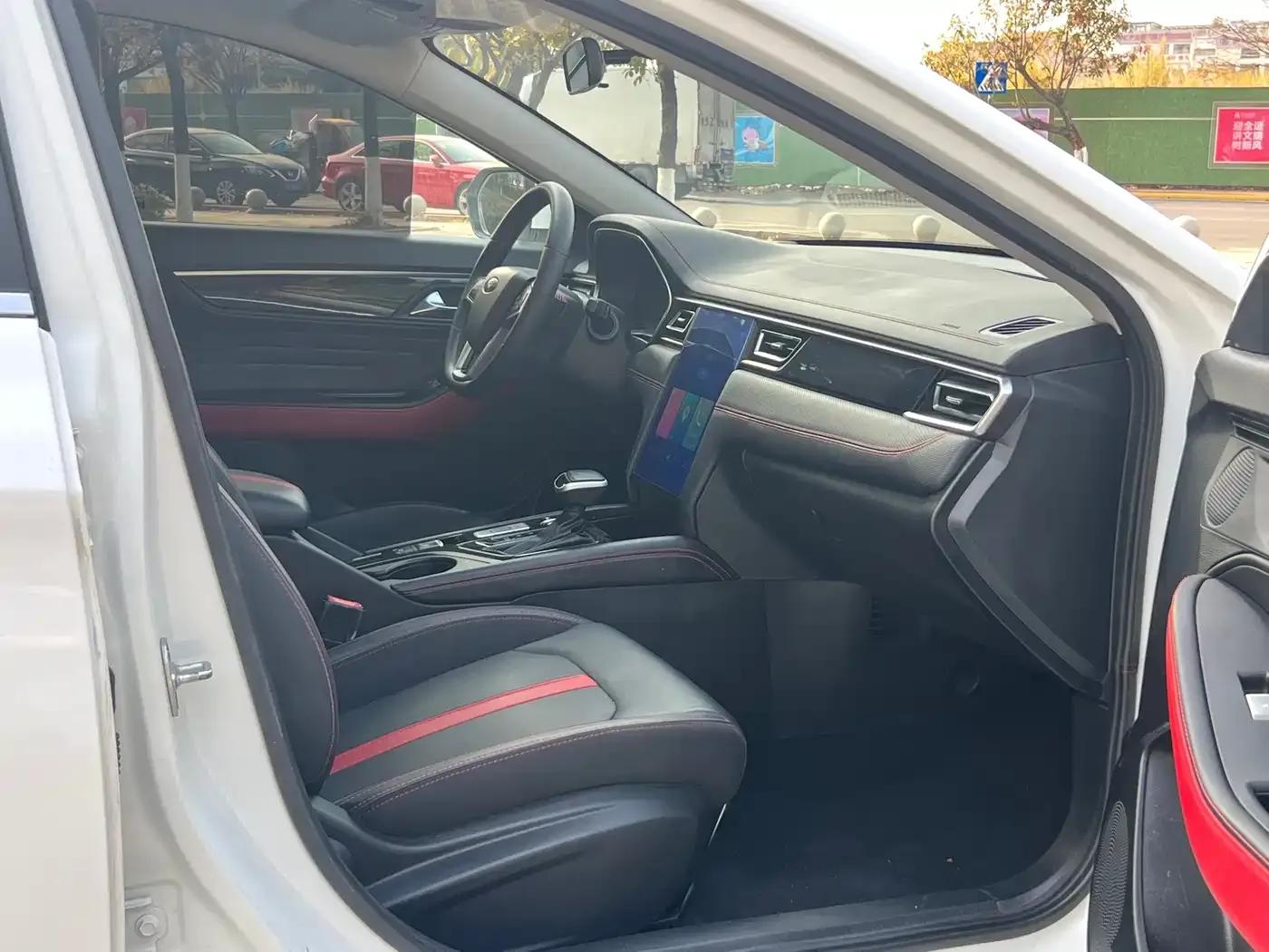 Sihao A5 2021 1.5T CVT Premium Intelligent Connected Edition — миниатюра 8