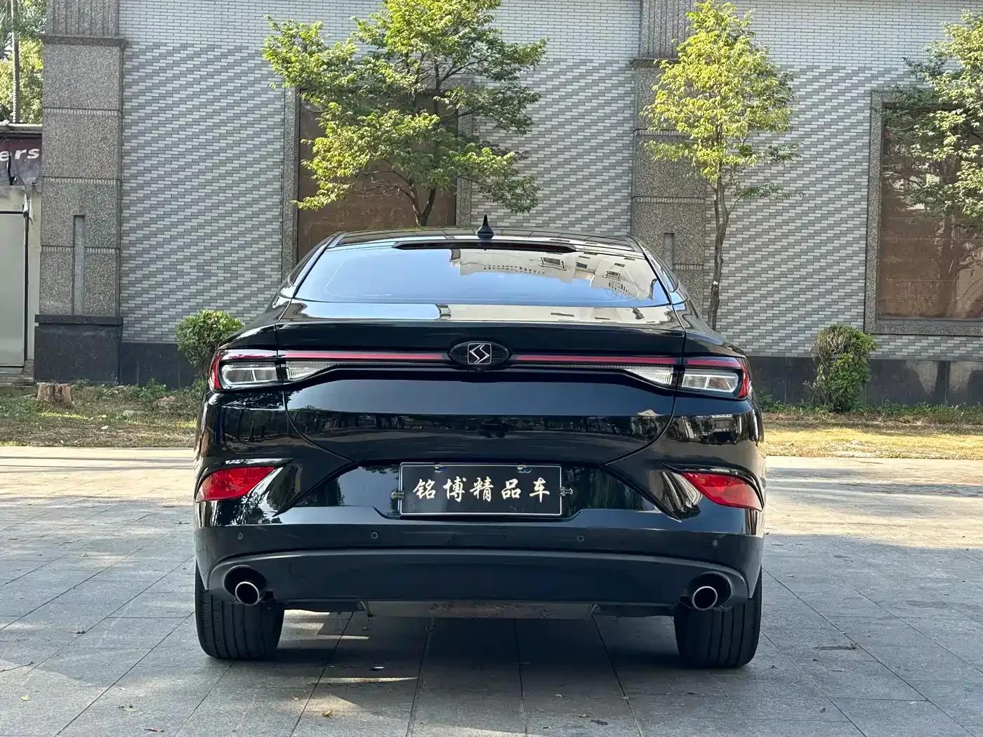 Sihao A5 2021 1.5T CVT Premium Intelligent Connected Edition — миниатюра 12