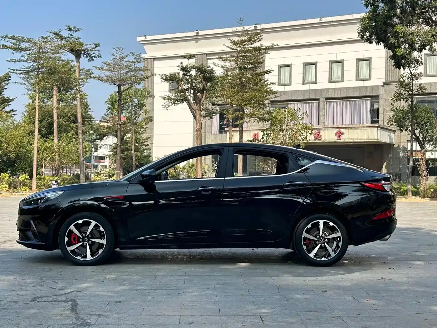 Sihao A5 2021 1.5T CVT Premium Intelligent Connected Edition — миниатюра 14