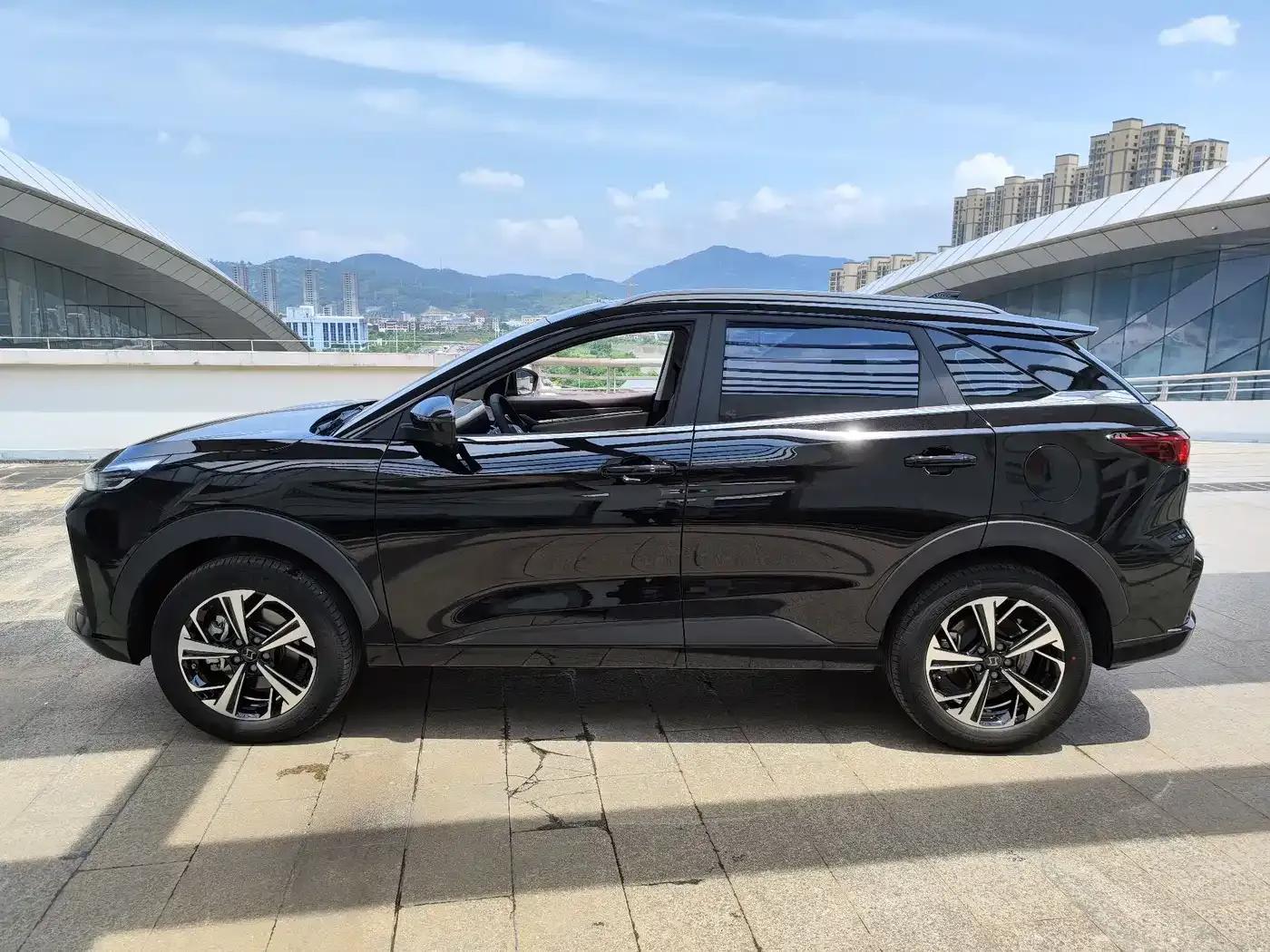 Sihao QX 2021 300T DCT Premium Intelligent Connected Edition — миниатюра 3