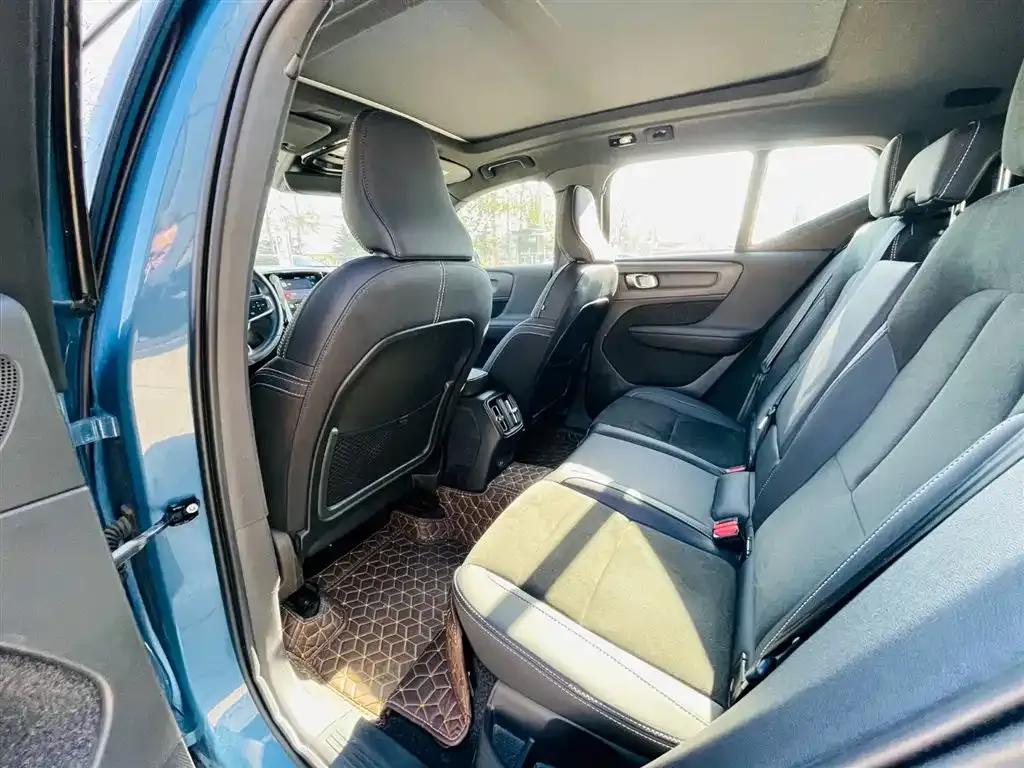 Volvo XC40 PHEV 2023 Long Range PRO — миниатюра 17