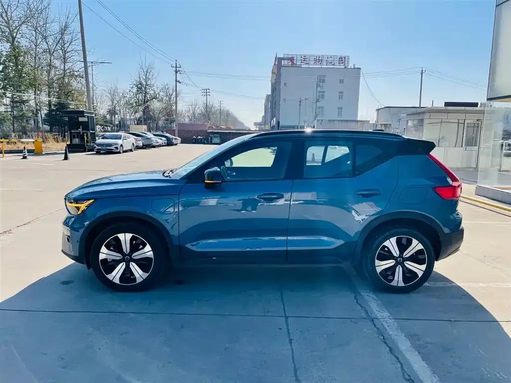 Volvo XC40 PHEV 2023 Long Range PRO — миниатюра 3