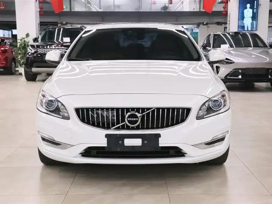 2018 Volvo S60 Plug-in Hybrid, S60L E-Drive Hybrid T6 Entry Edition — миниатюра 2