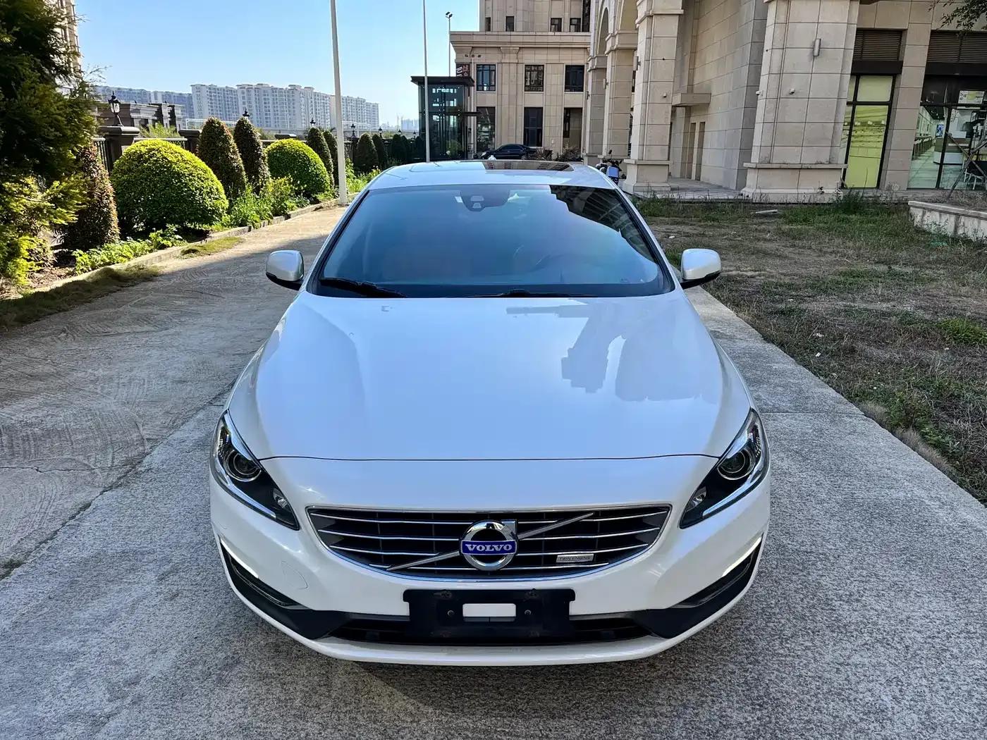 2015 Volvo S60 Plug-in Hybrid, S60L E-Drive Hybrid T6 Smart Edition — миниатюра 2
