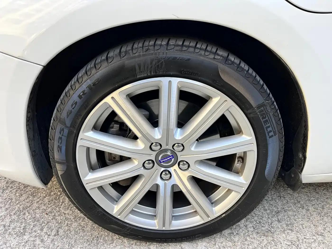 2015 Volvo S60 Plug-in Hybrid, S60L E-Drive Hybrid T6 Smart Edition — миниатюра 13