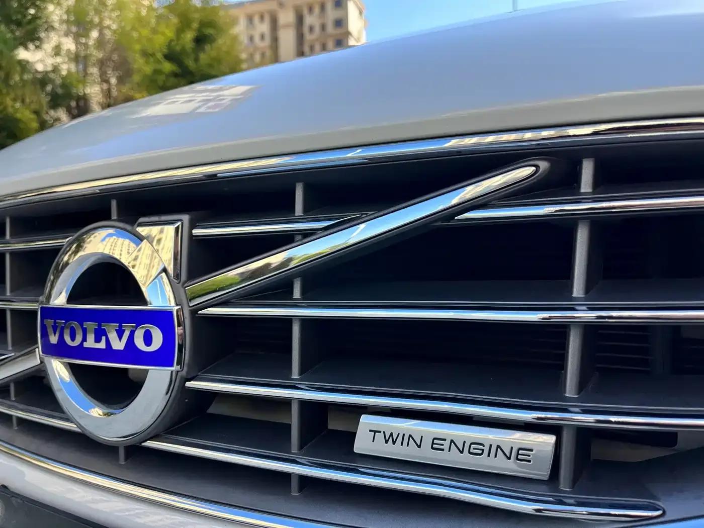 2015 Volvo S60 Plug-in Hybrid, S60L E-Drive Hybrid T6 Smart Edition — миниатюра 20