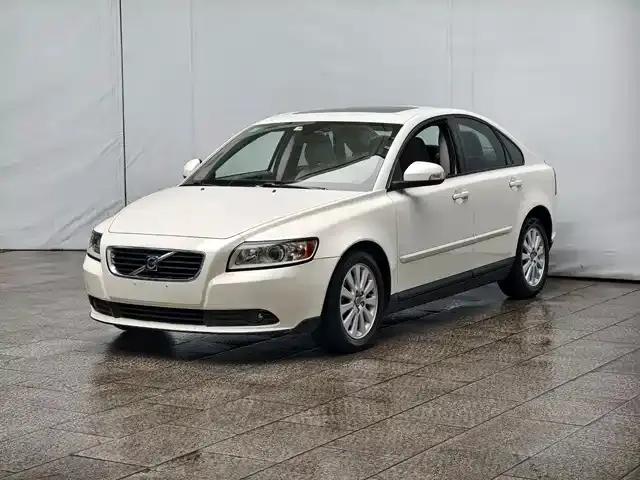 Volvo S40 2010 2.0L Automatic Smart Edition