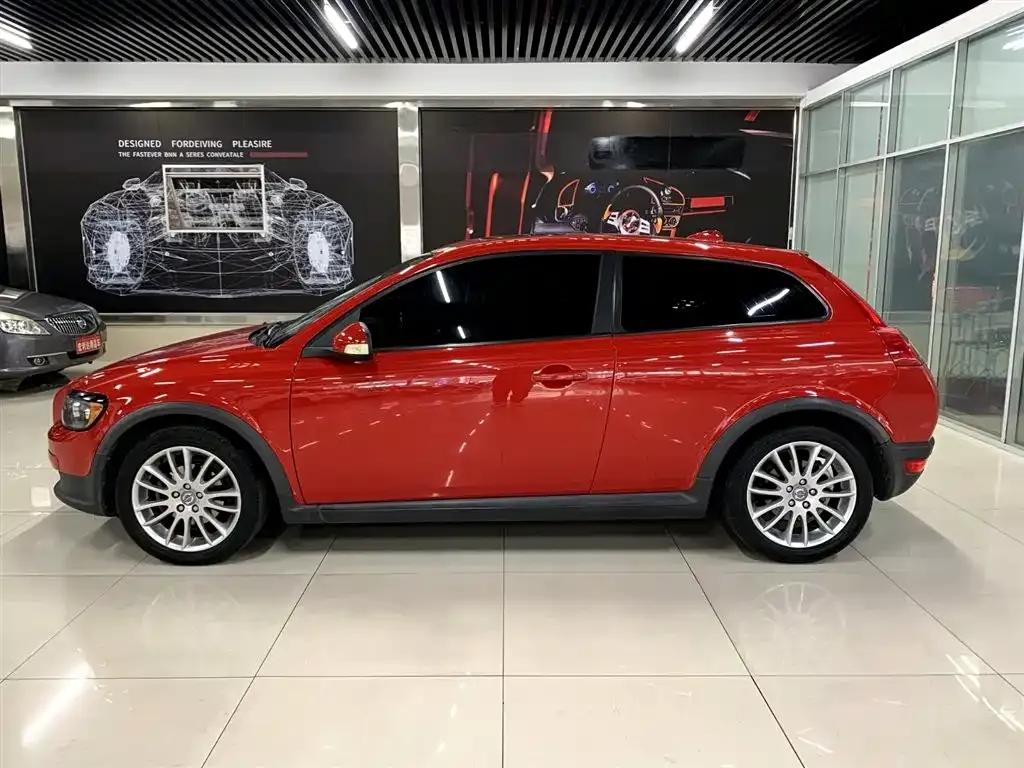 Volvo C30 2010 2.0 Smart Edition — миниатюра 3