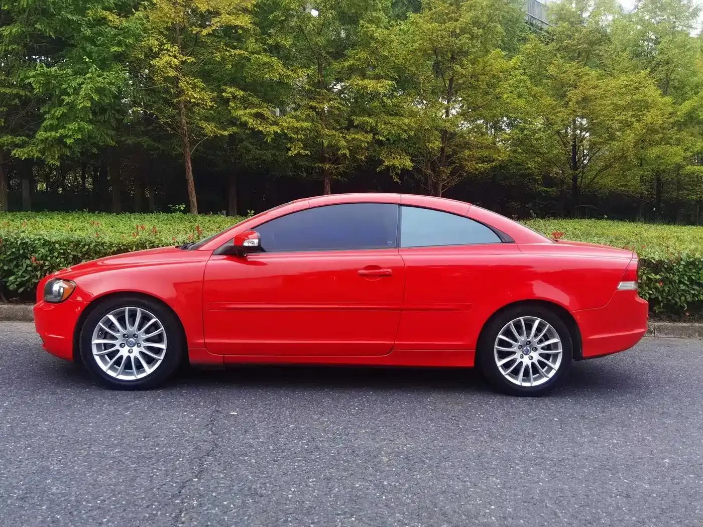 2008 Volvo C70 2.5T T5 — миниатюра 2