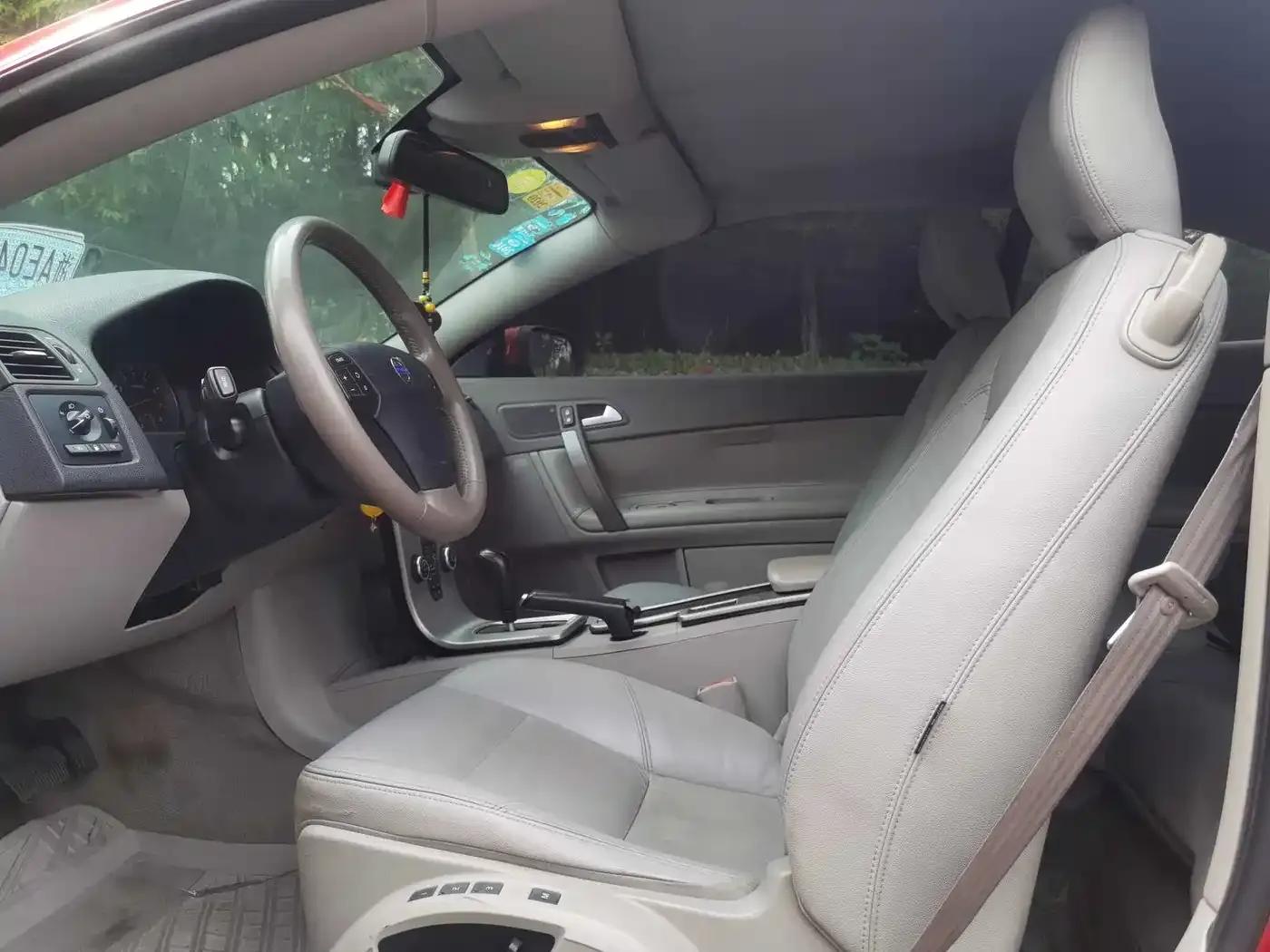 2008 Volvo C70 2.5T T5 — миниатюра 8