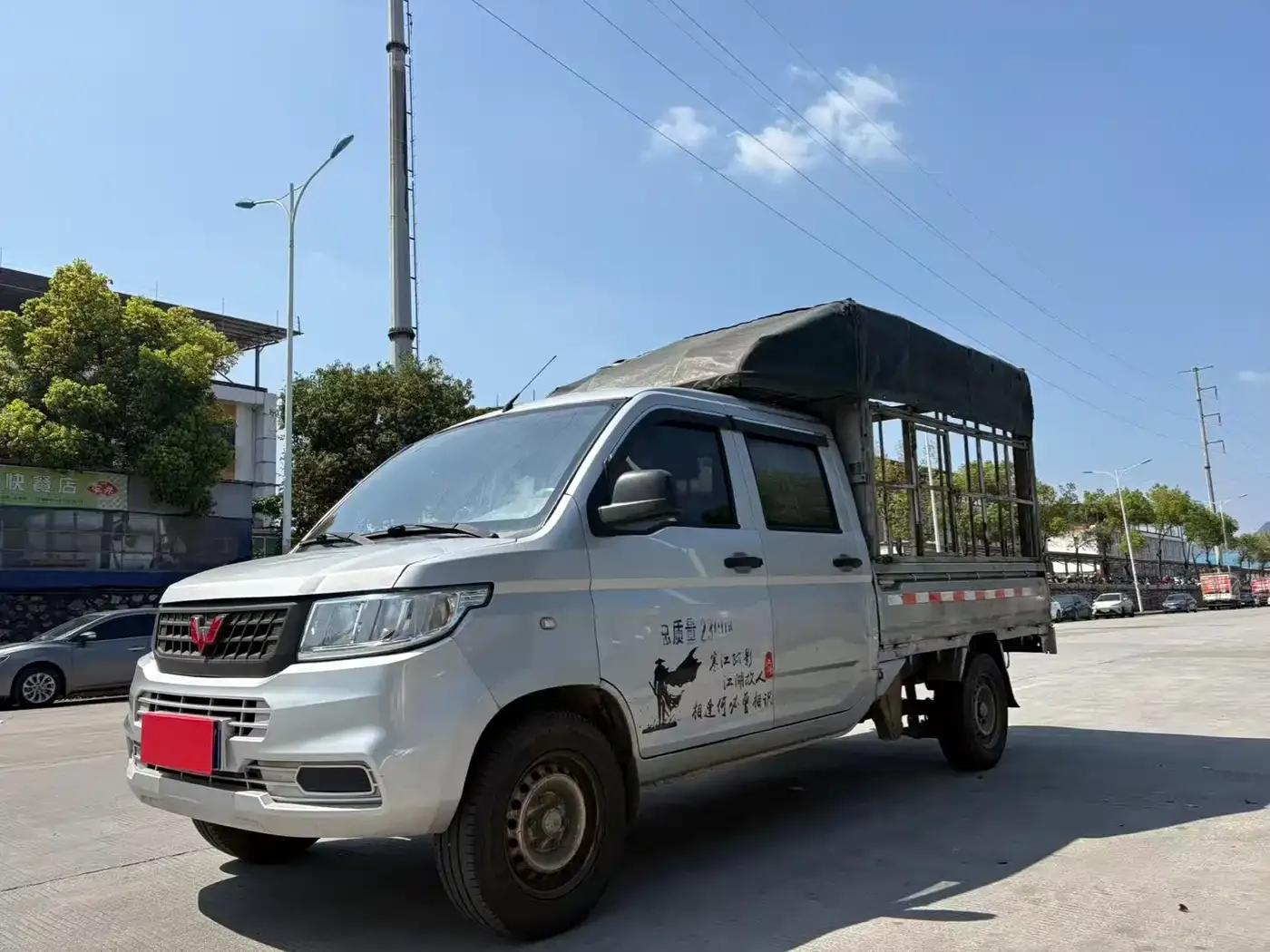 Wuling Rongguang New Card 2019 Model 1.8L Double Cab National VI Emission Standard LJ479Q6 — миниатюра 1