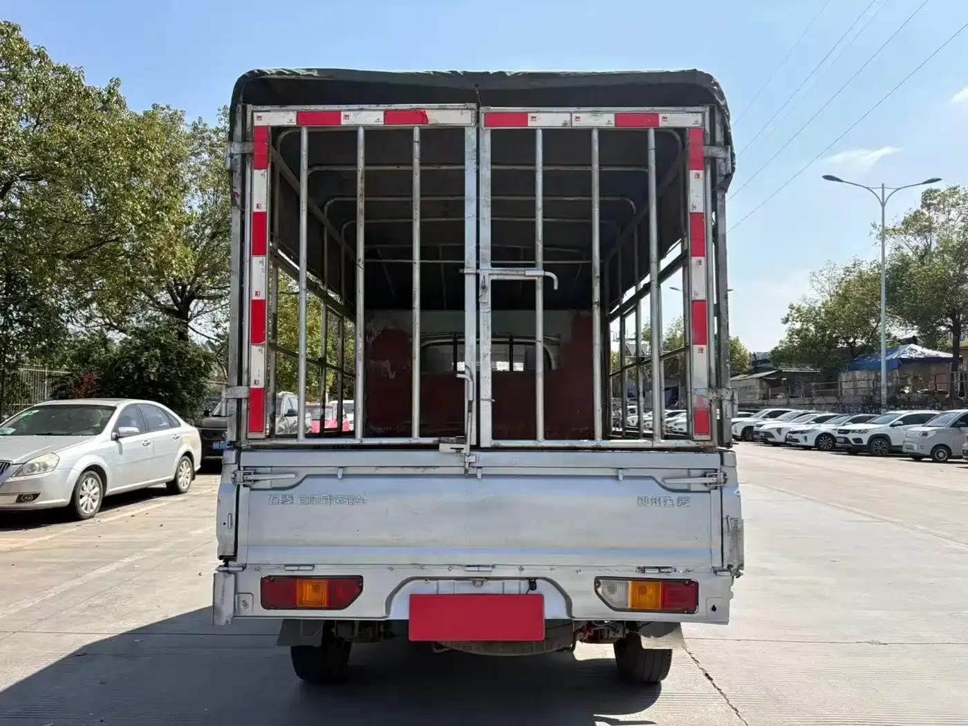 Wuling Rongguang New Card 2019 Model 1.8L Double Cab National VI Emission Standard LJ479Q6 — миниатюра 8