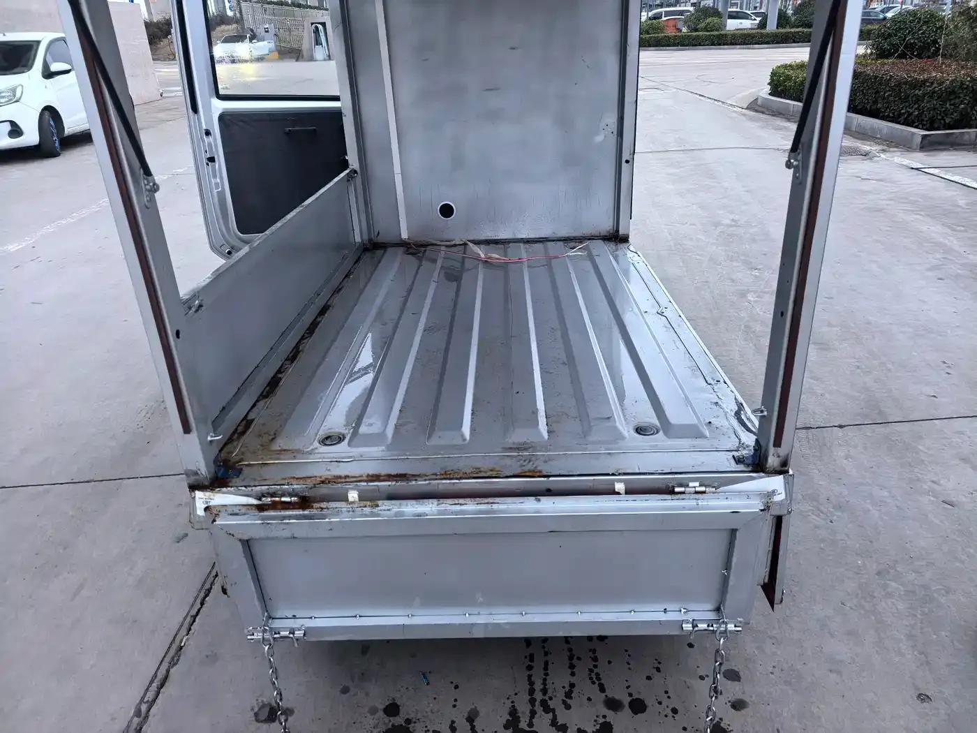 Wuling E10 2023 Practical Model — миниатюра 12