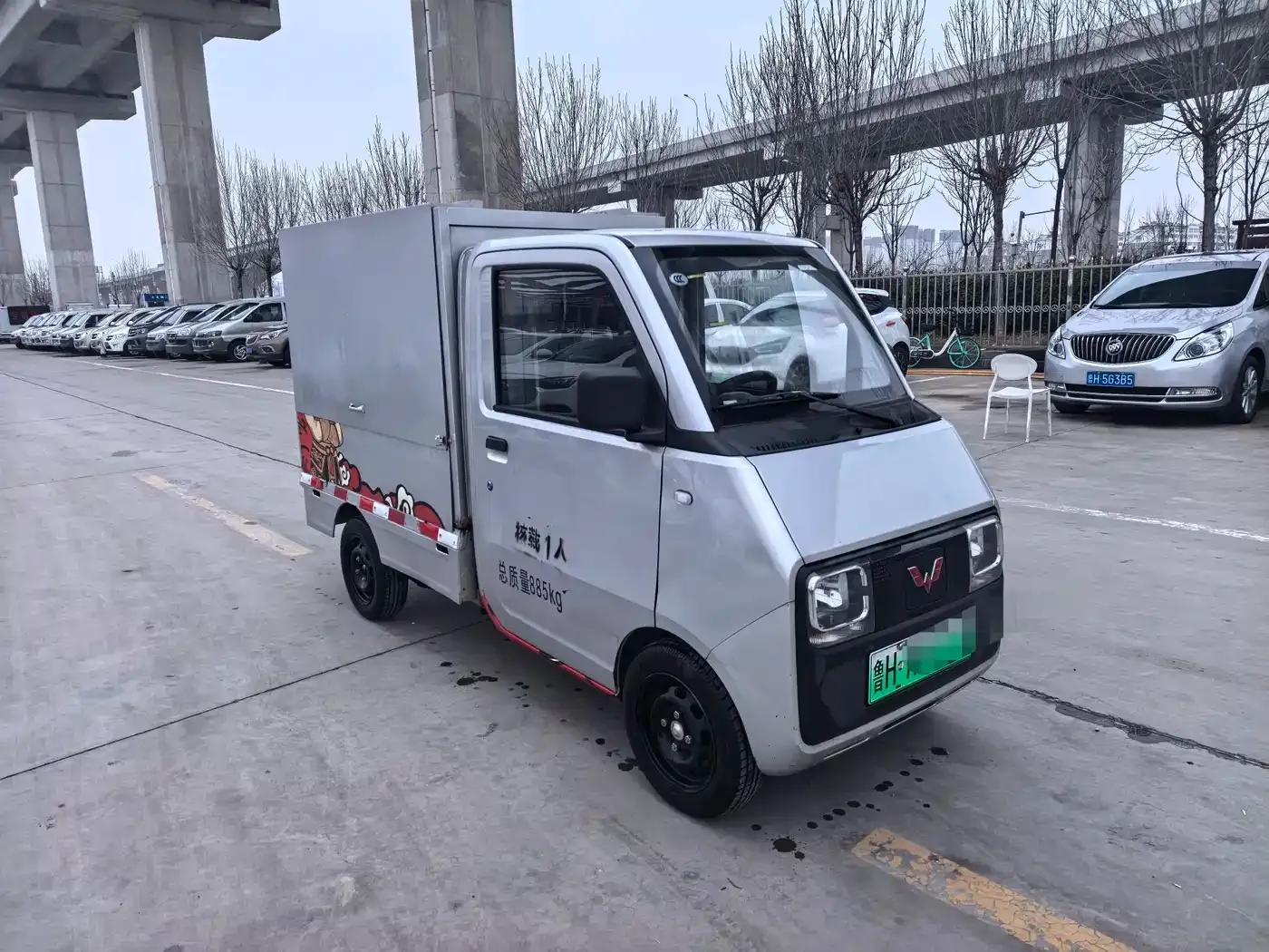 Wuling E10 2023 Practical Model — миниатюра 3