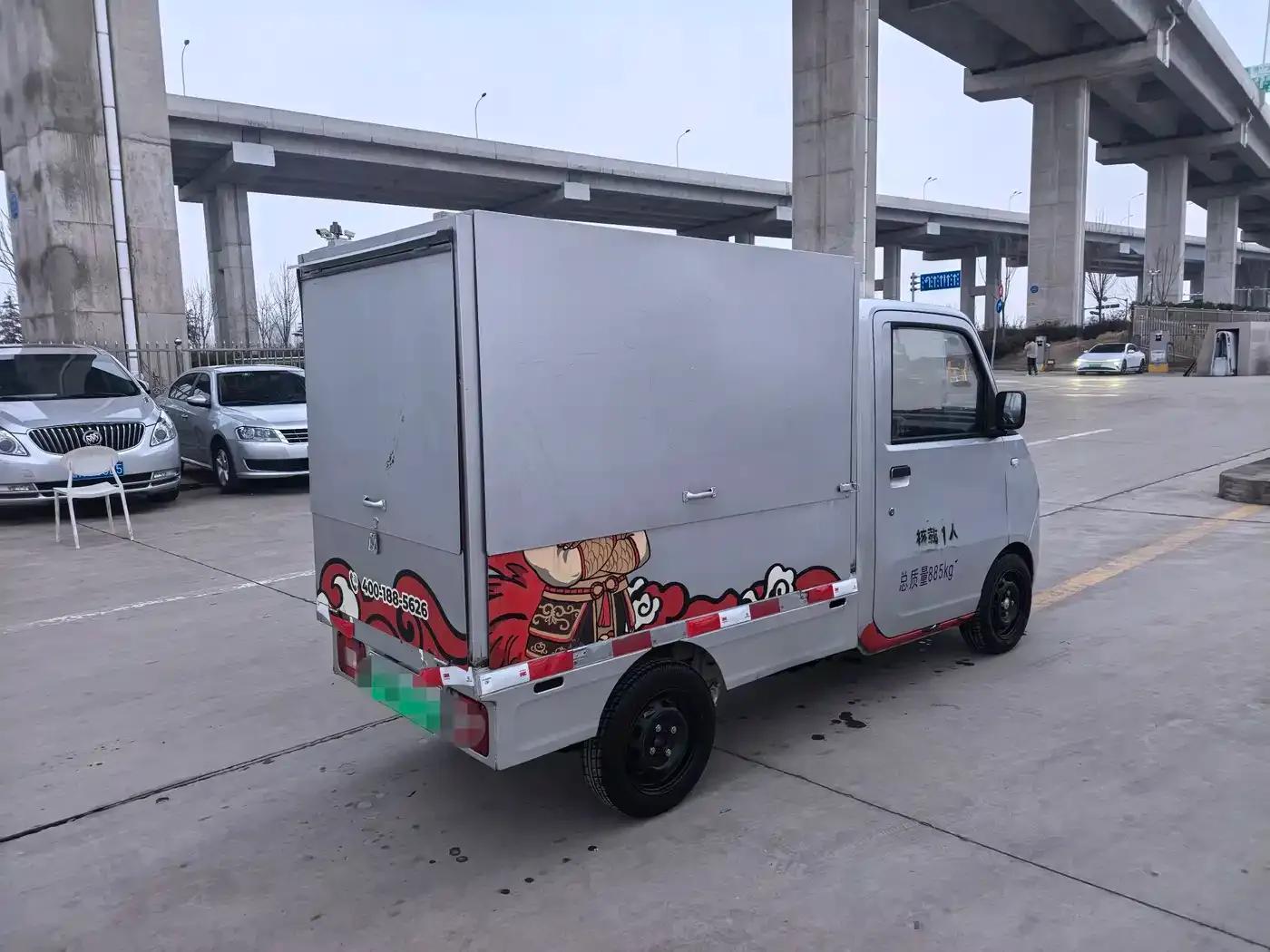 Wuling E10 2023 Practical Model — миниатюра 4
