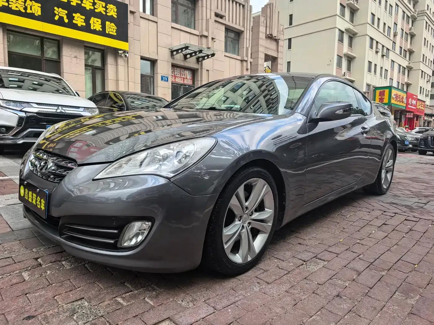 Genesis Coupe 2009 2.0T Automatic Elegant Edition — миниатюра 1