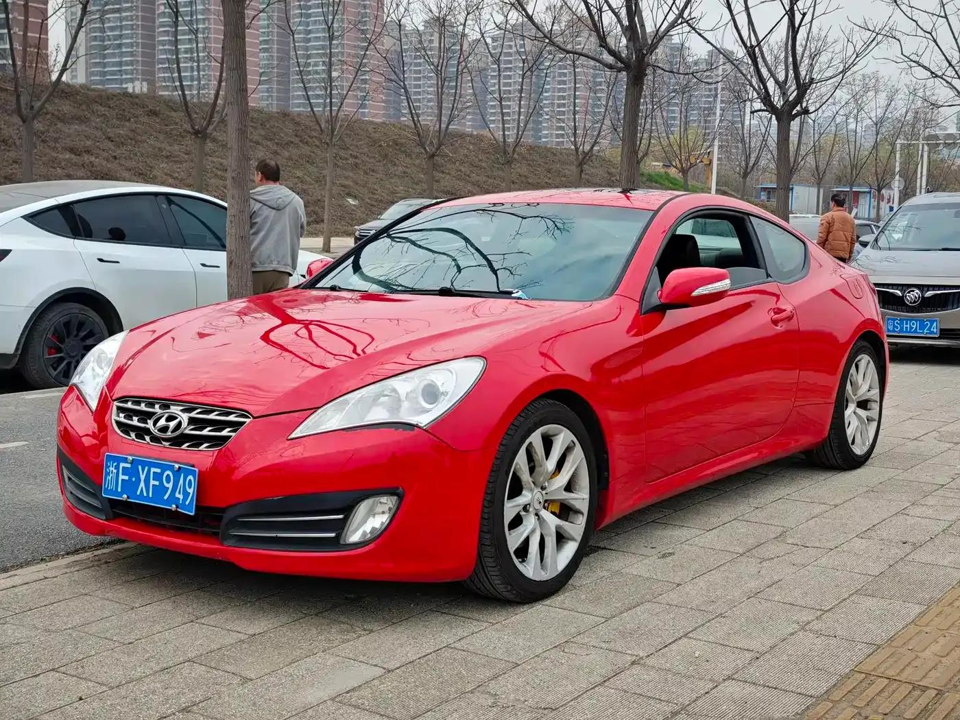 Genesis Coupe 2009 2.0T Automatic Luxury Edition — миниатюра 1