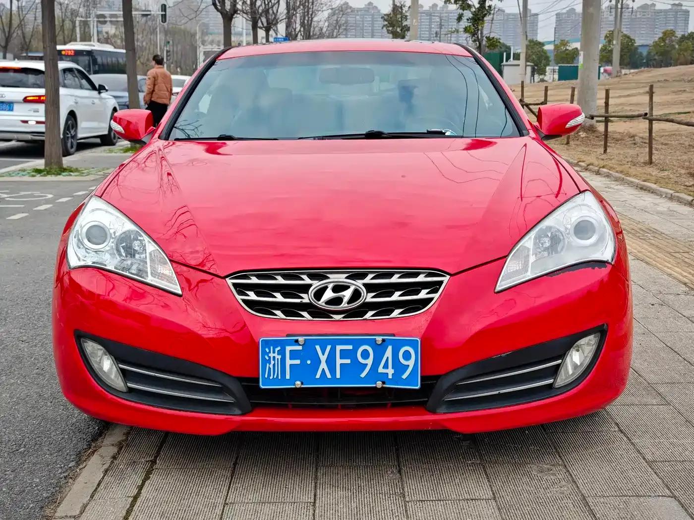 Genesis Coupe 2009 2.0T Automatic Luxury Edition — миниатюра 2