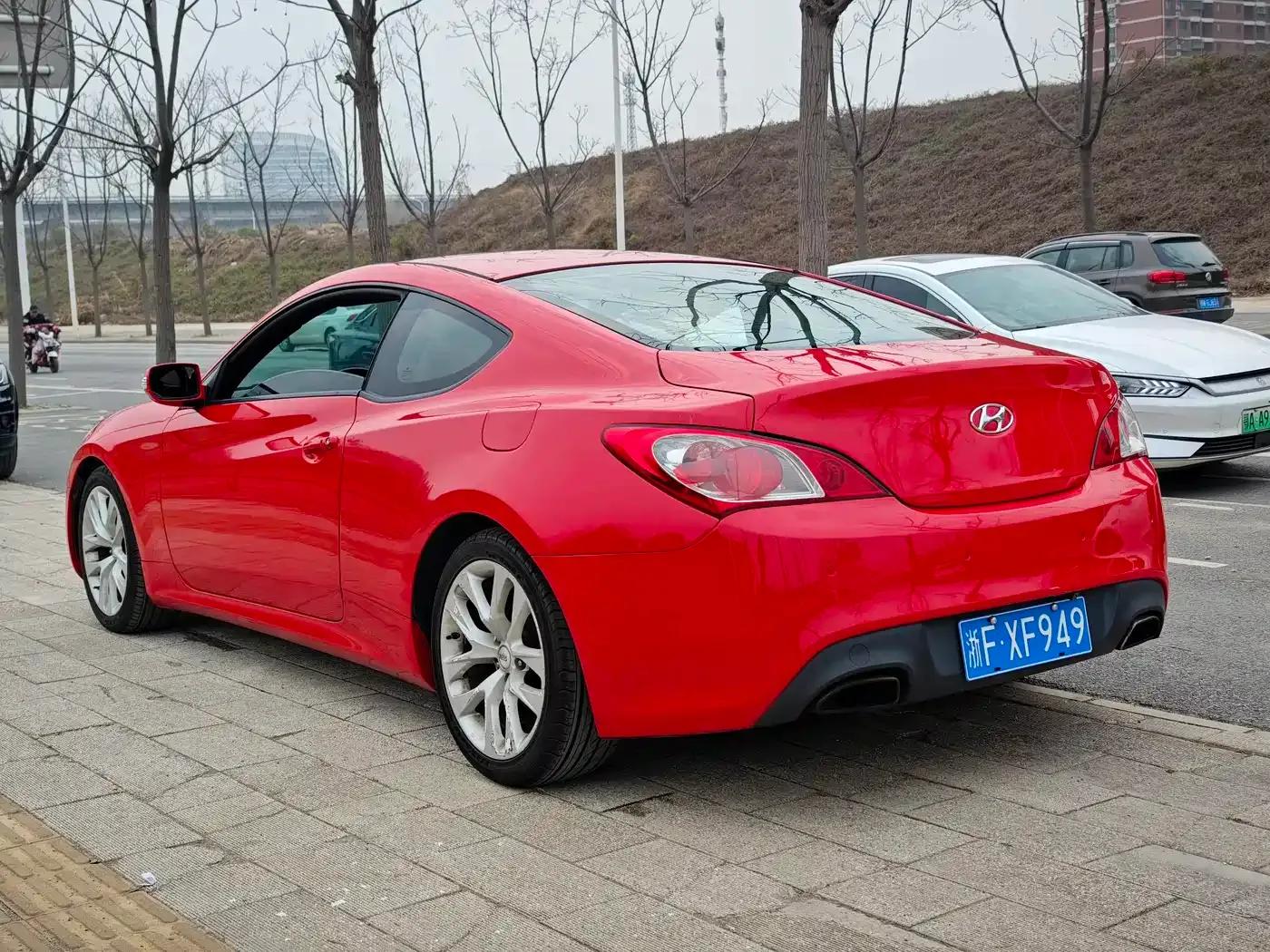 Genesis Coupe 2009 2.0T Automatic Luxury Edition — миниатюра 17