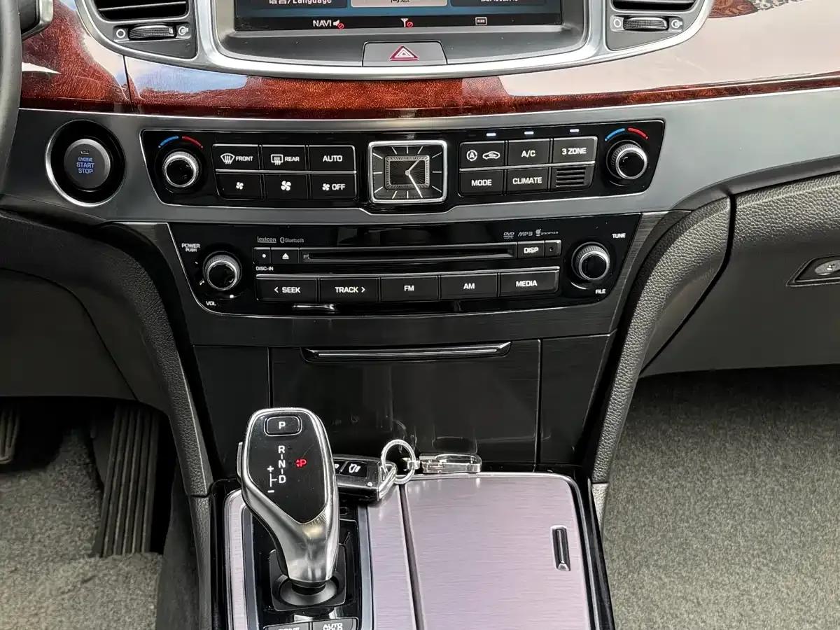 Equus 2014 3.8 GDi Extended Flagship Edition — миниатюра 23