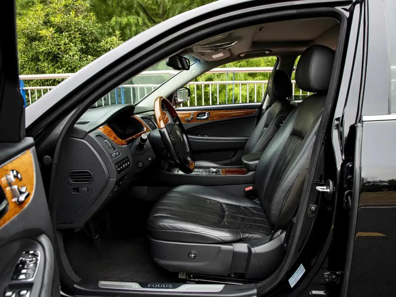 Equus 2012 3.8 GDi Premium Edition — миниатюра 11
