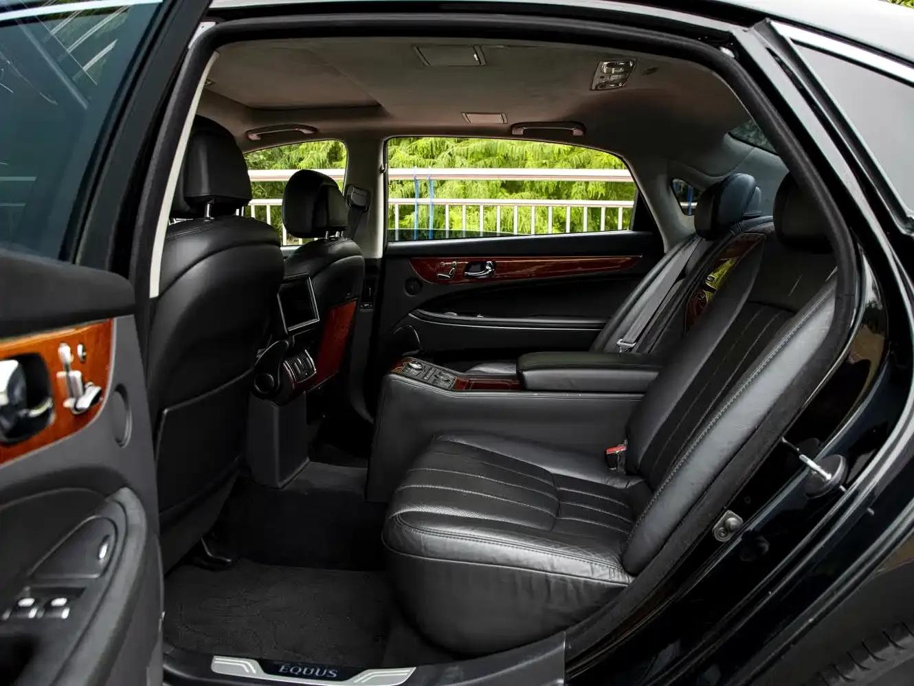 Equus 2012 3.8 GDi Premium Edition — миниатюра 12