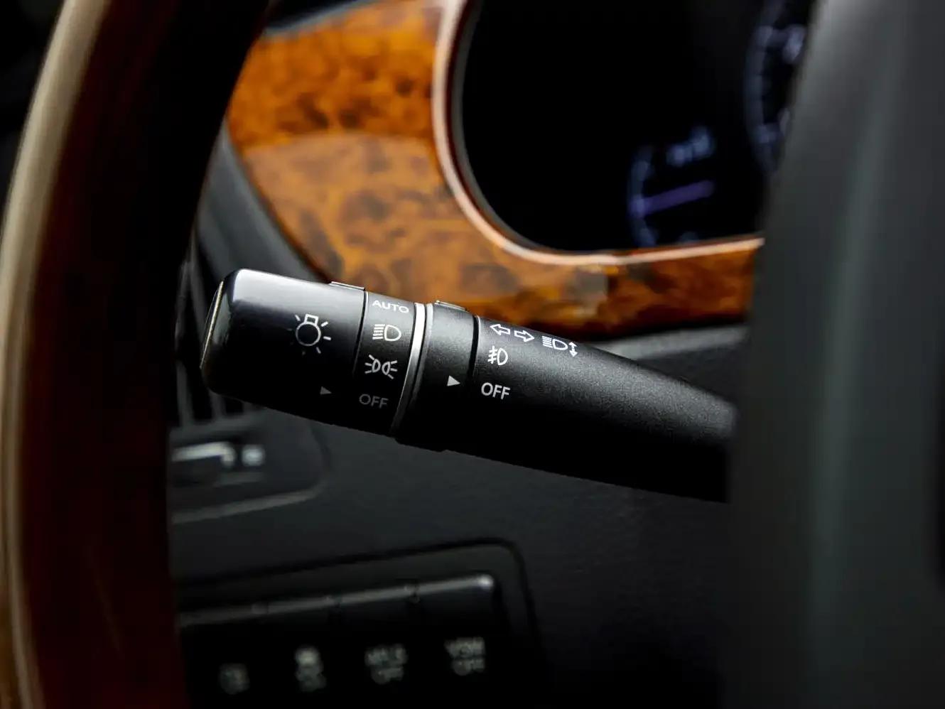 Equus 2012 3.8 GDi Premium Edition — миниатюра 19