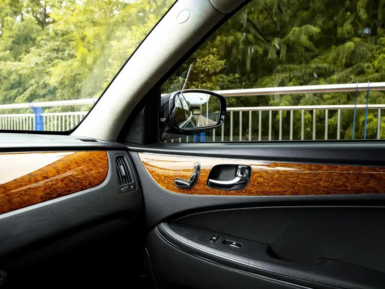 Equus 2012 3.8 GDi Premium Edition — миниатюра 28