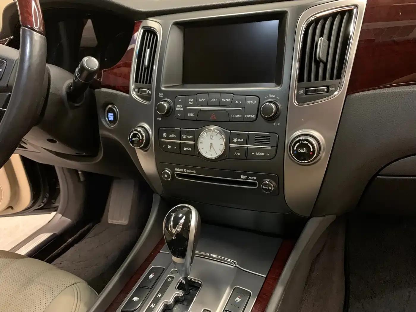Equus 2009 3.8 Luxury Edition — миниатюра 12