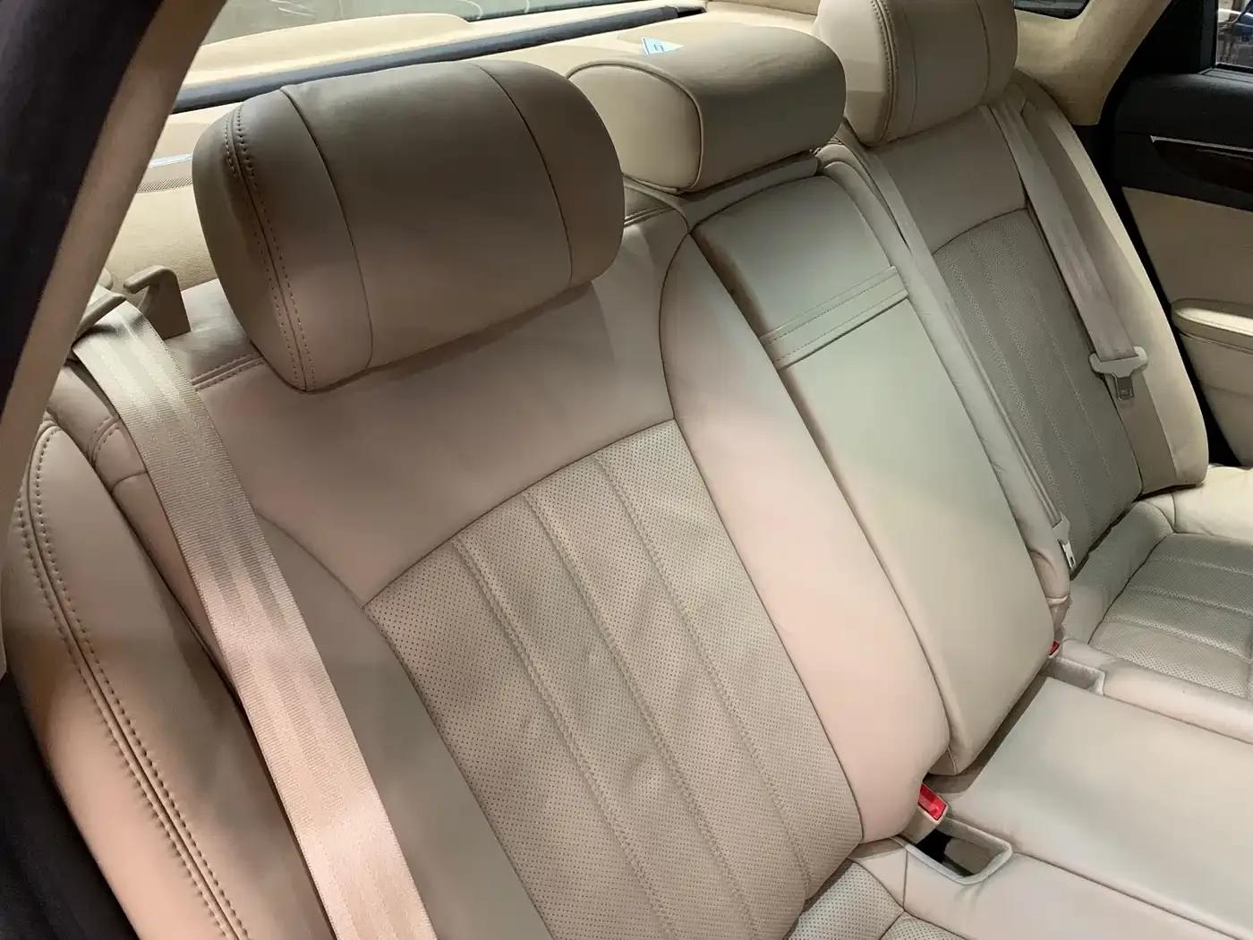Equus 2009 3.8 Luxury Edition — миниатюра 16