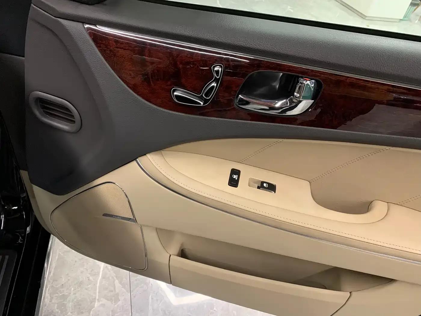 Equus 2009 3.8 Luxury Edition — миниатюра 8