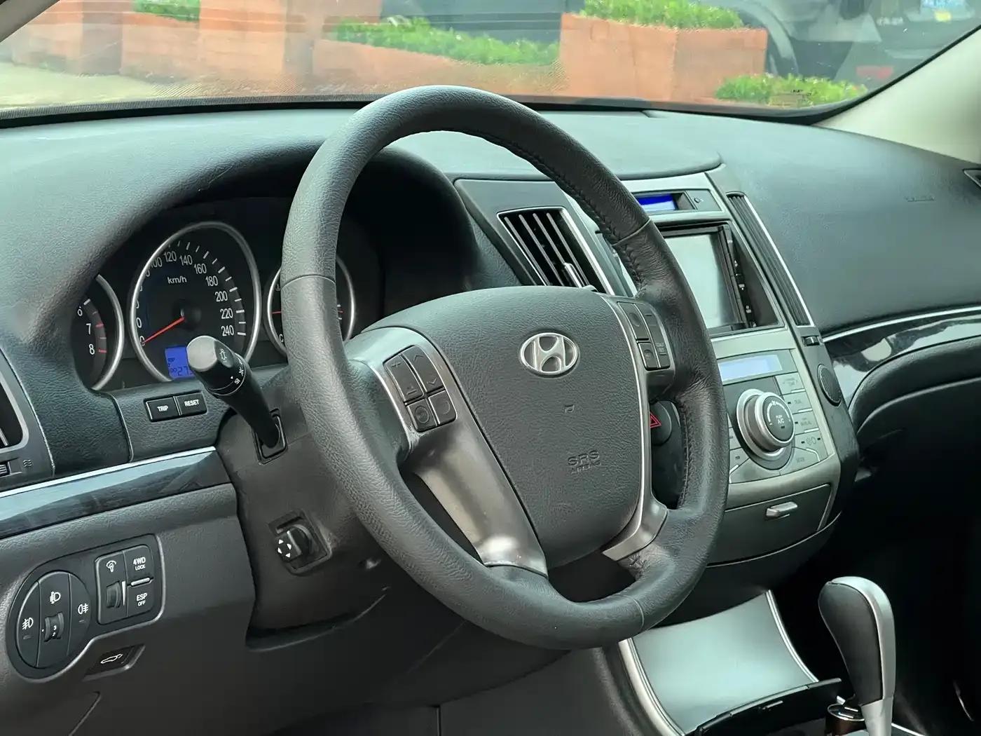 Veracruz 2012 3.8L Luxury Edition — миниатюра 9