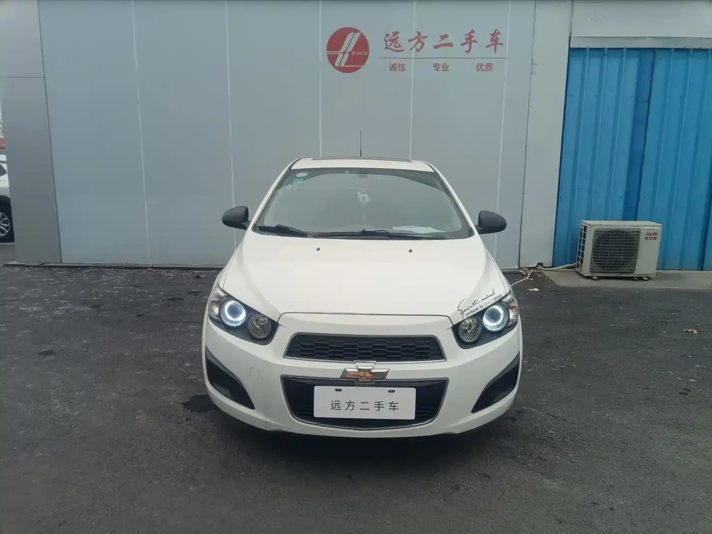 2013 Aveo Sedan 1.4L AT Sunroof Edition — миниатюра 2