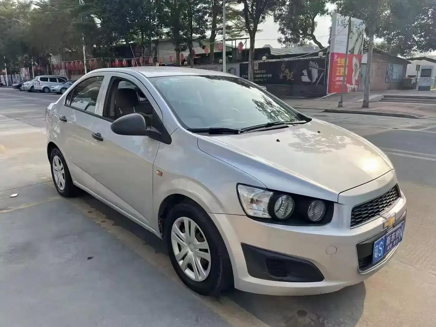 2011 Aveo Sedan 1.4L AT SL — миниатюра 3