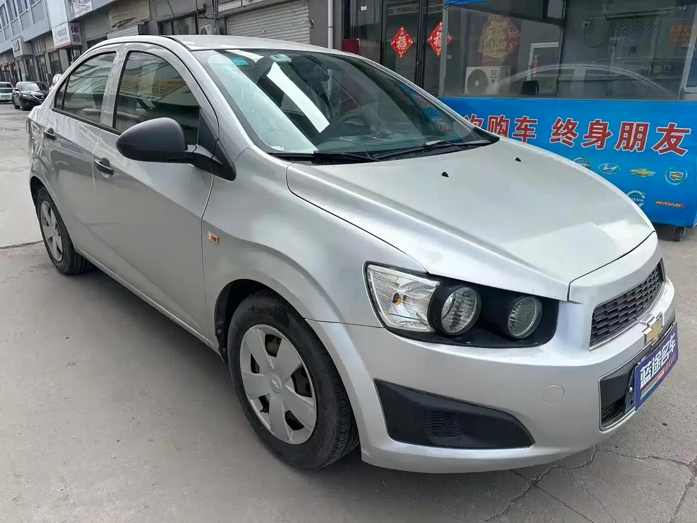 2011 Aveo Sedan 1.4L MT SL — миниатюра 3